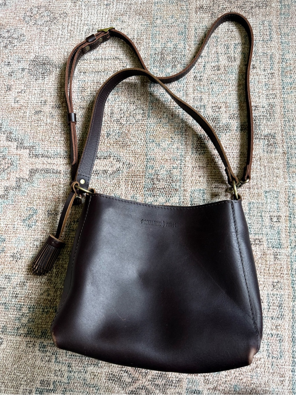 Portland Leather triangle shoulder bag